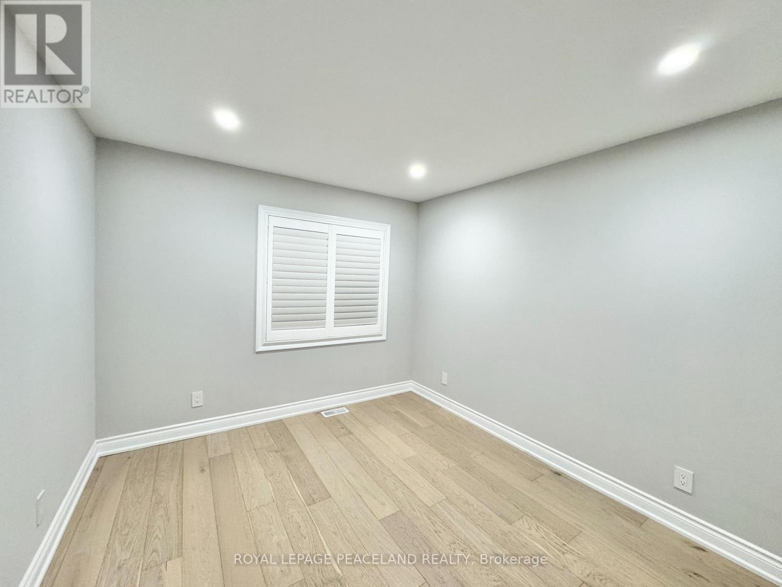 47 Chamberlain Avenue, Toronto, Ontario M6E 4J9 - Photo 10 - W13654998