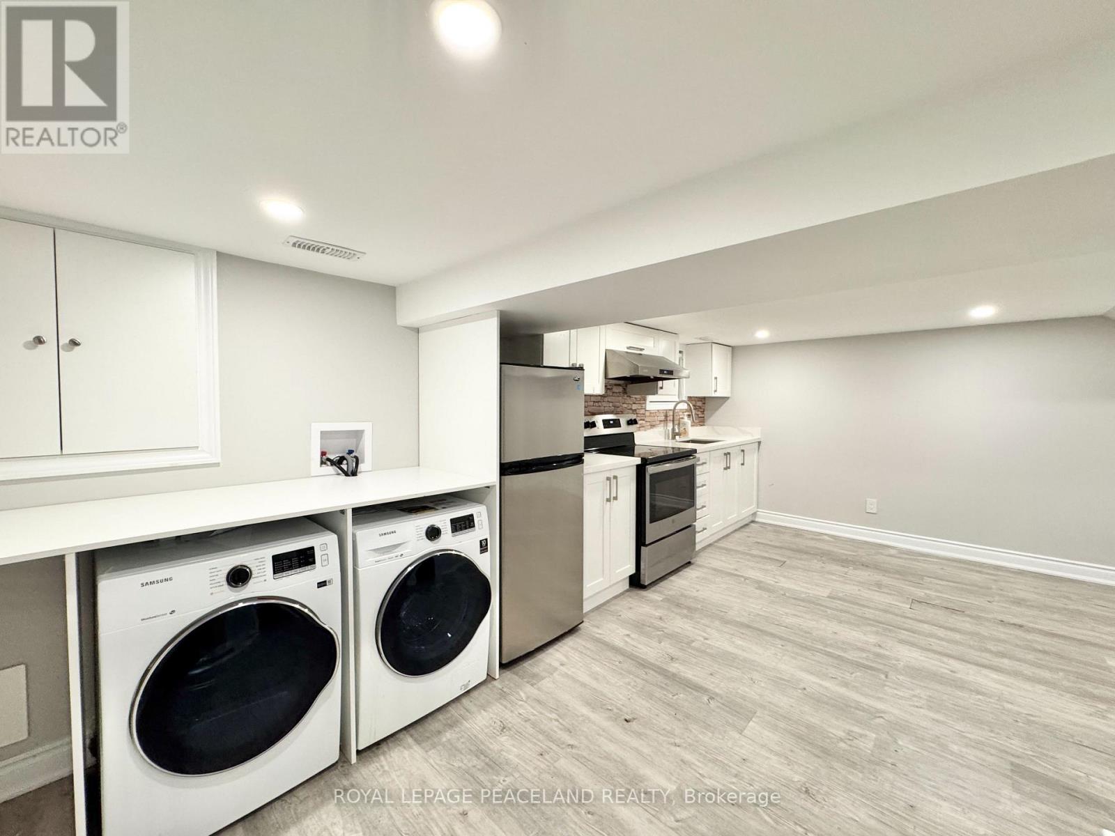 47 Chamberlain Avenue, Toronto, Ontario M6E 4J9 - Photo 17 - W13654998