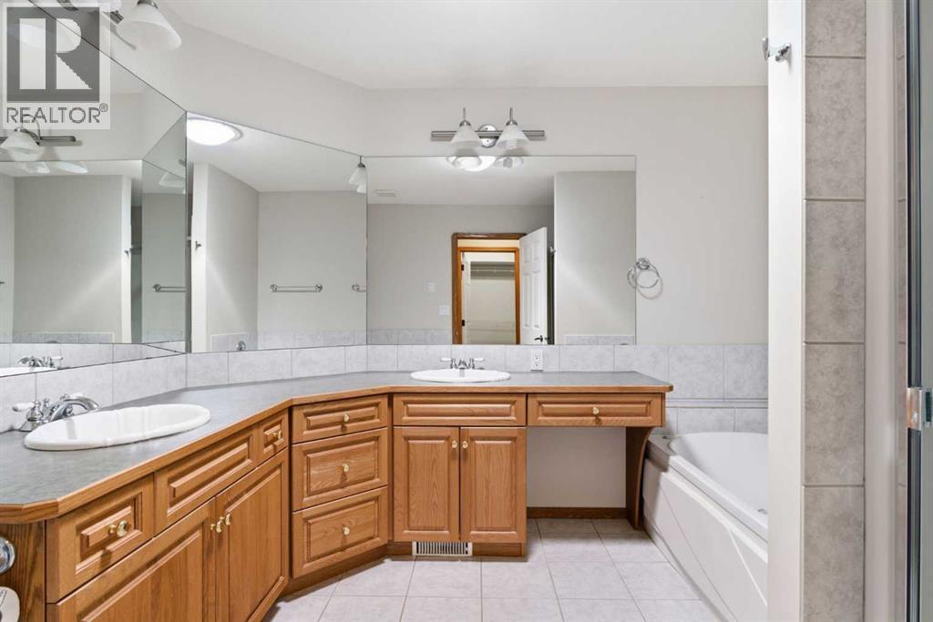 256 43 Avenue NW, Calgary, Alberta  T2K 0H6 - Photo 25 - A2318922