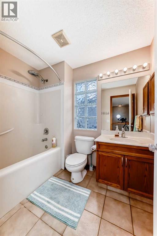 75 Hampstead Way NW, Calgary, Alberta  T3A 6E5 - Photo 31 - A2310783