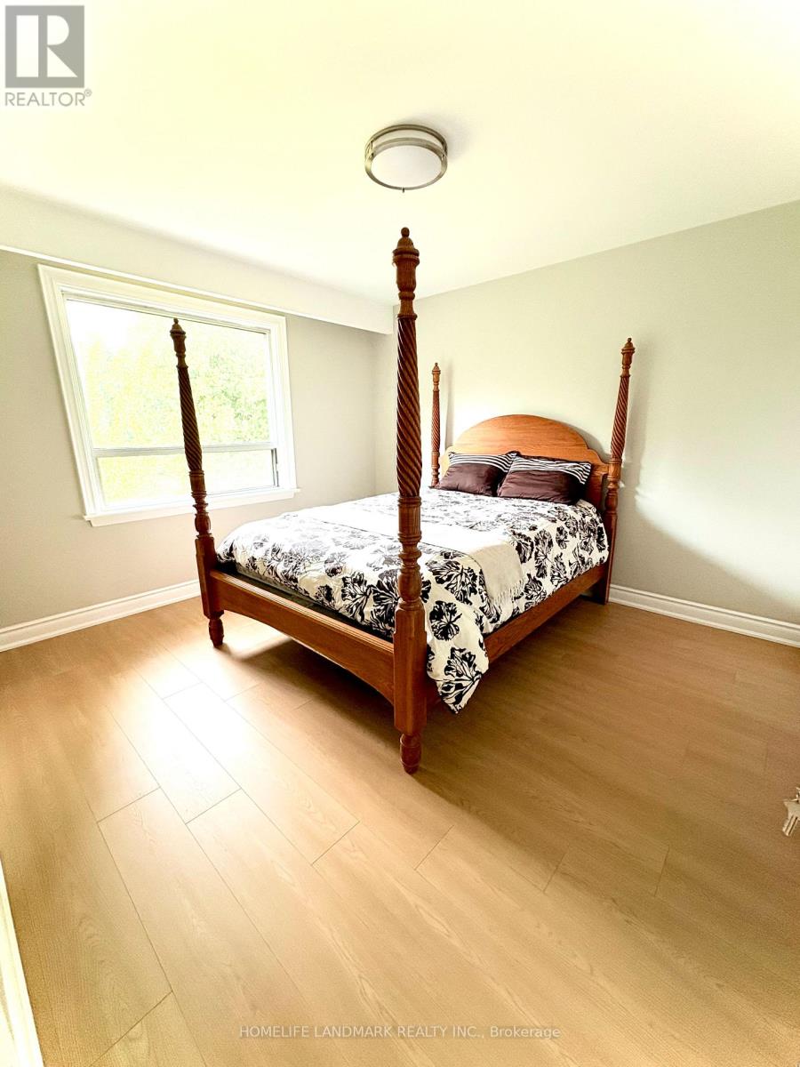 46 Bowerbank Drive, Toronto, Ontario M2M 1Z8 - Photo 12 - C13655008