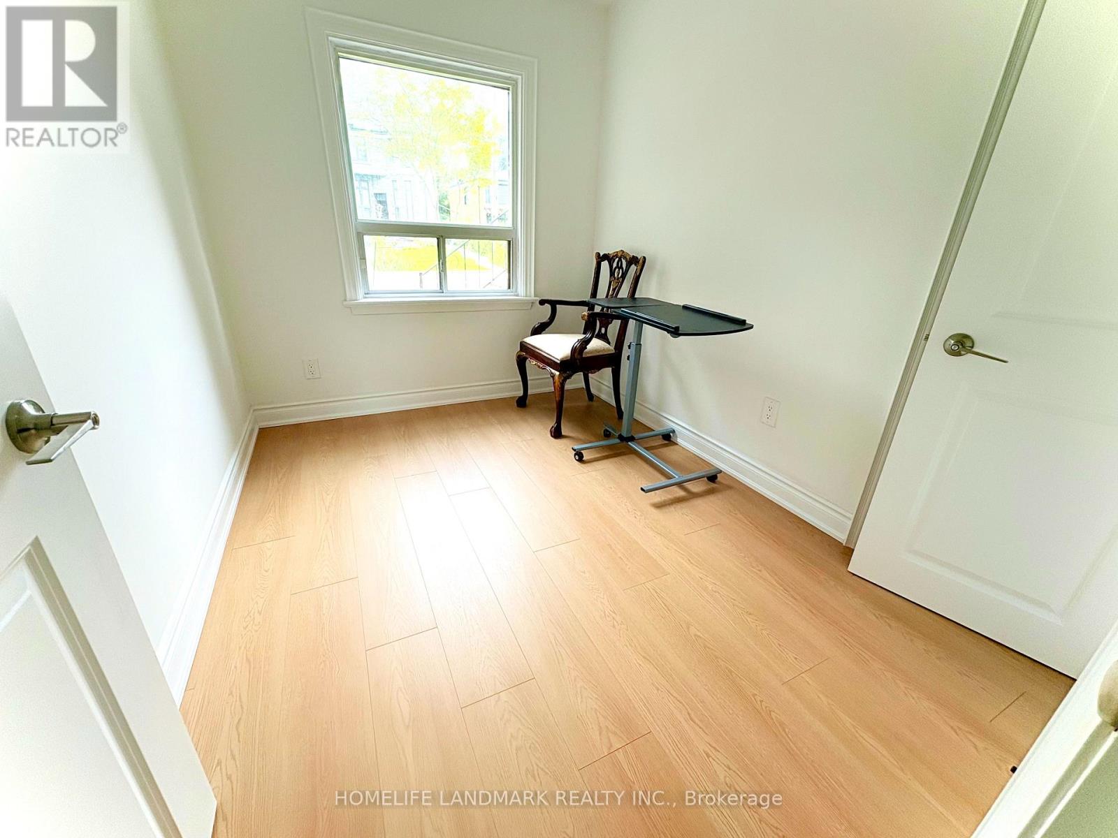 46 Bowerbank Drive, Toronto, Ontario M2M 1Z8 - Photo 14 - C13655008