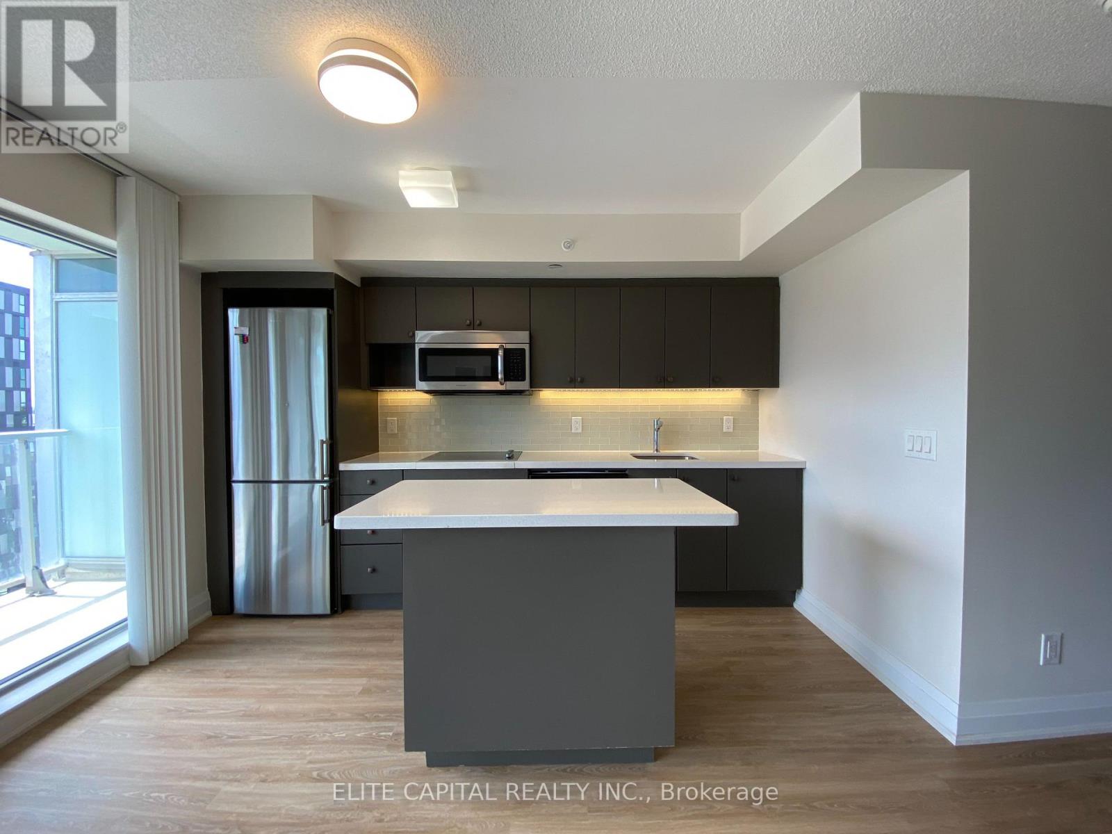 903 - 565 Wilson Avenue, Toronto, Ontario M3H 1V2 - Photo 2 - C13655010