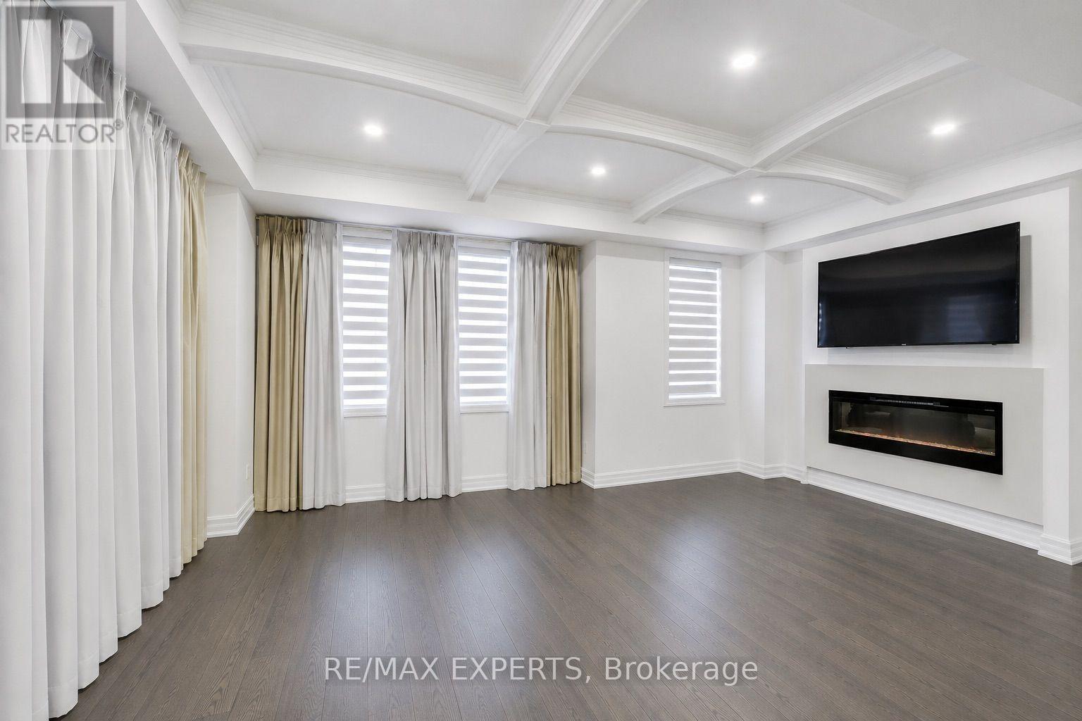 2285 Major Mackenzie Drive W, Vaughan, Ontario  L6A 5A8 - Photo 10 - N13655016