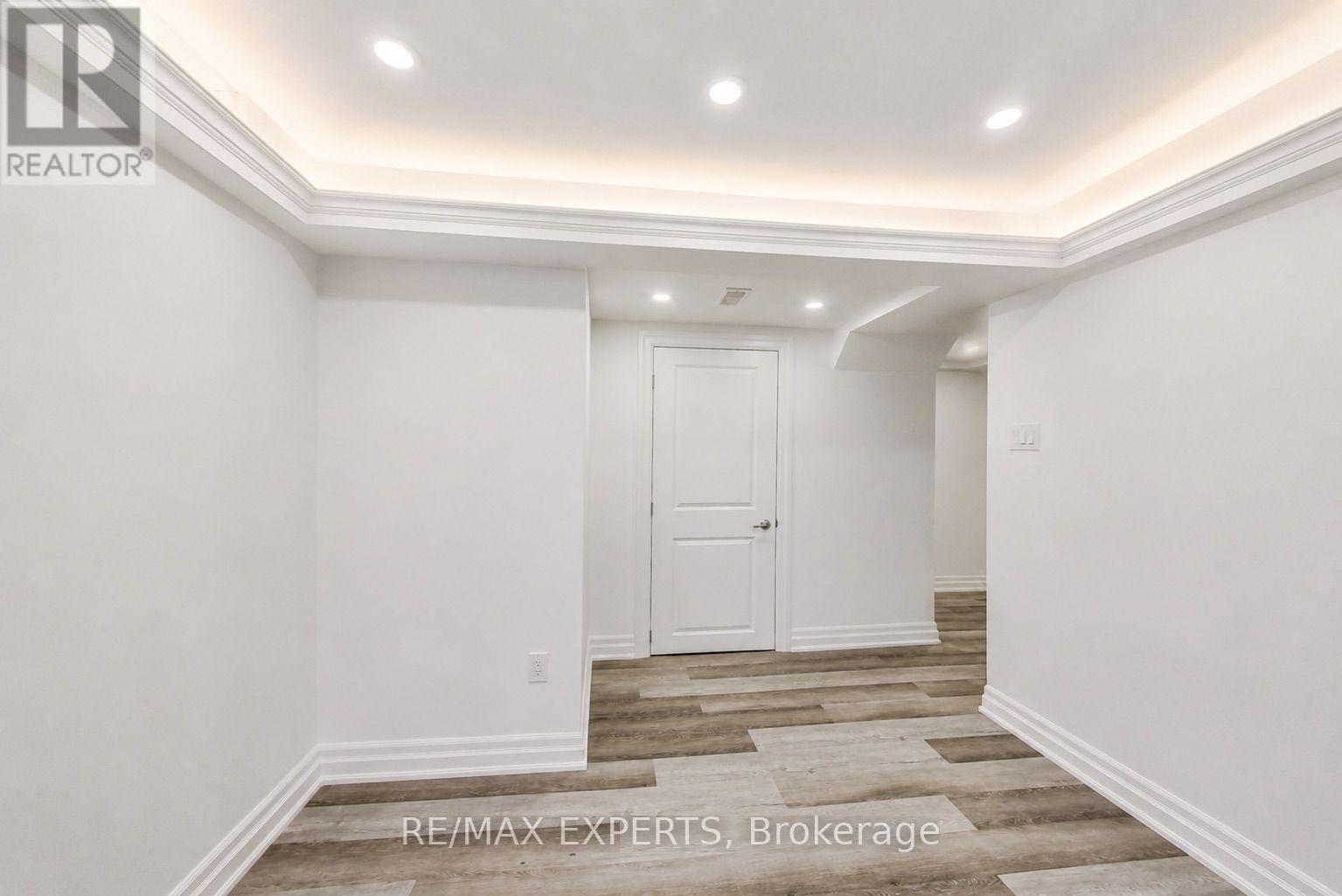 2285 Major Mackenzie Drive W, Vaughan, Ontario  L6A 5A8 - Photo 33 - N13655016