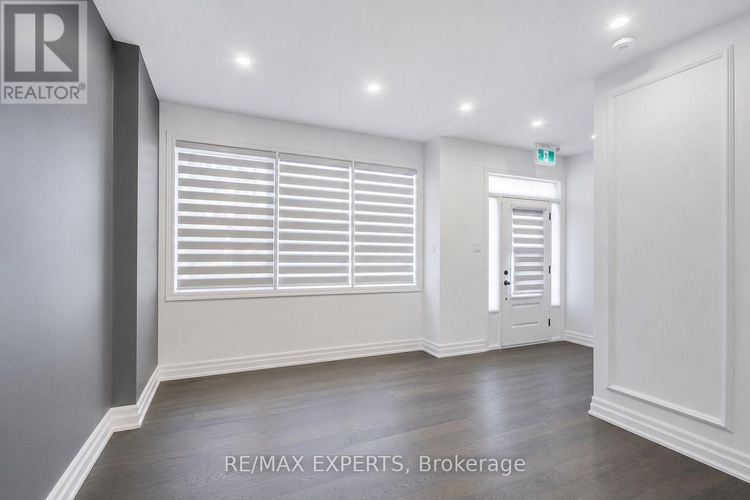 2285 Major Mackenzie Drive W, Vaughan, Ontario  L6A 5A8 - Photo 5 - N13655016