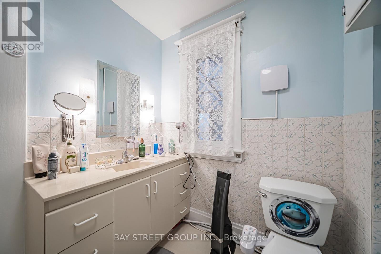 7 Pavillion Street, Markham (Unionville), Ontario  L3R 1N8 - Photo 16 - N13591304