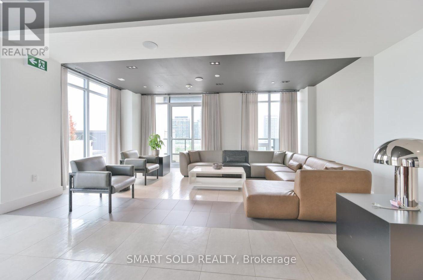 8868 Yonge Street, Richmond Hill, Ontario L4C 0T4 - Photo 18 - N13648370