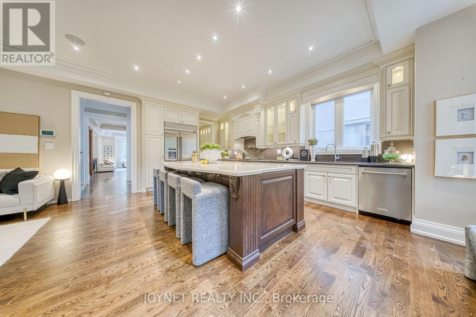 126 Parkview Avenue, Toronto, Ontario  M2N 3Y5 - Photo 13 - C13655042