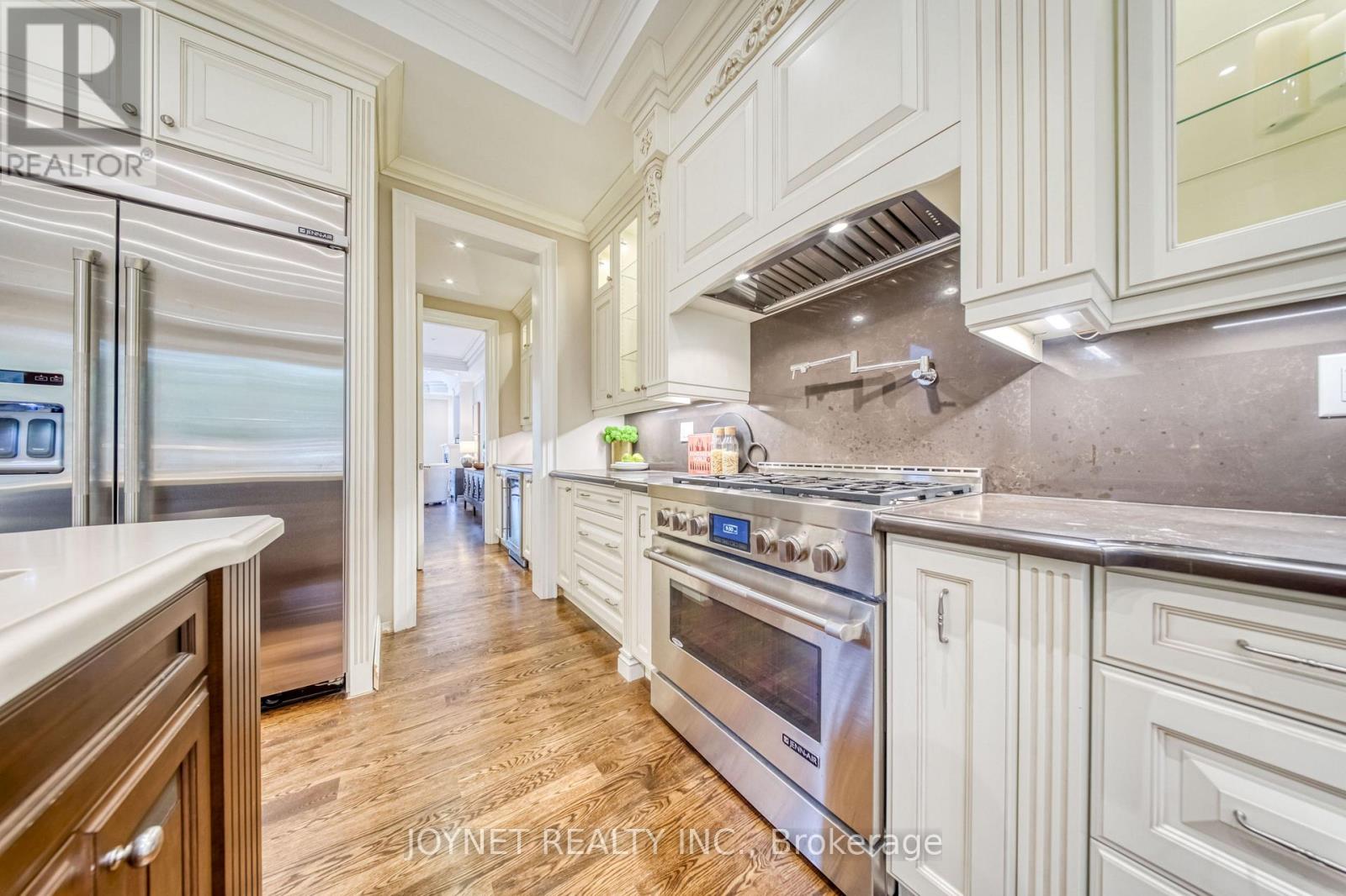 126 Parkview Avenue, Toronto, Ontario  M2N 3Y5 - Photo 14 - C13655042