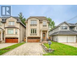 126 PARKVIEW AVENUE, Toronto, Ontario