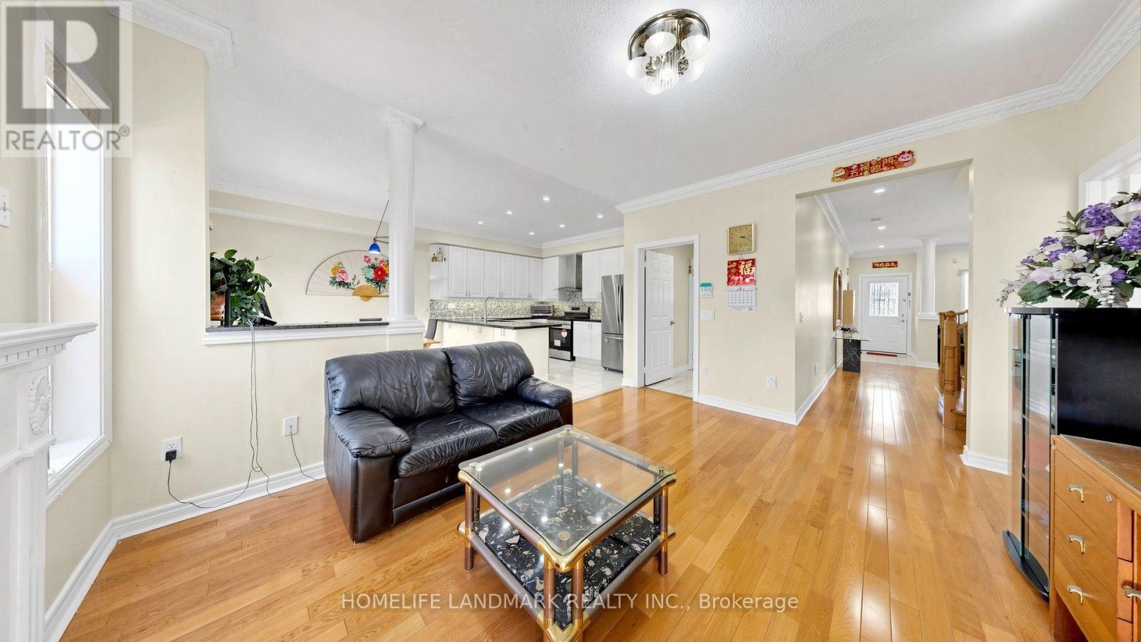220 Williamson Road, Markham, Ontario  L6E 1S2 - Photo 13 - N13655036