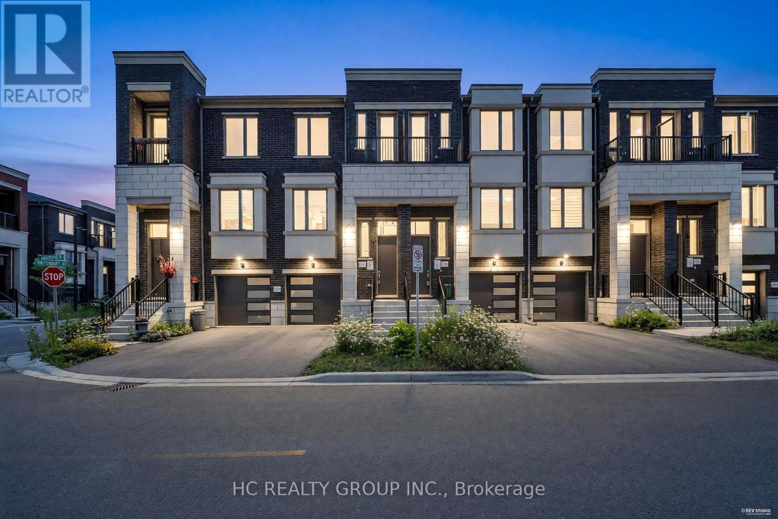 5 Aberfoyle Street, Vaughan, Ontario  L6A 5C5 - Photo 2 - N13655038