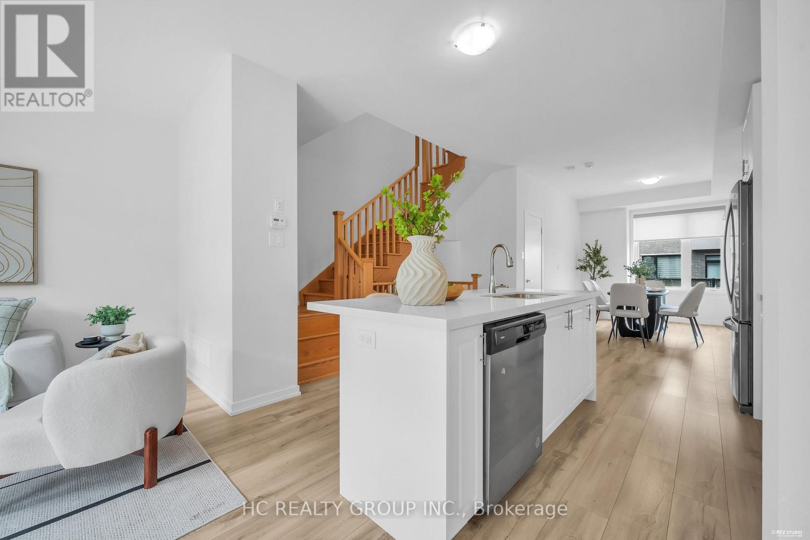 5 Aberfoyle Street, Vaughan, Ontario  L6A 5C5 - Photo 5 - N13655038