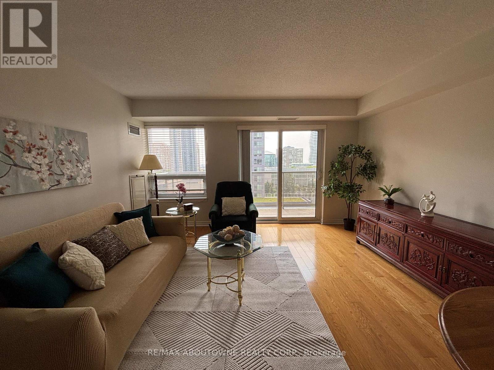 1002 - 350 Princess Royal Drive, Mississauga, Ontario  L5B 4N1 - Photo 20 - W13655024