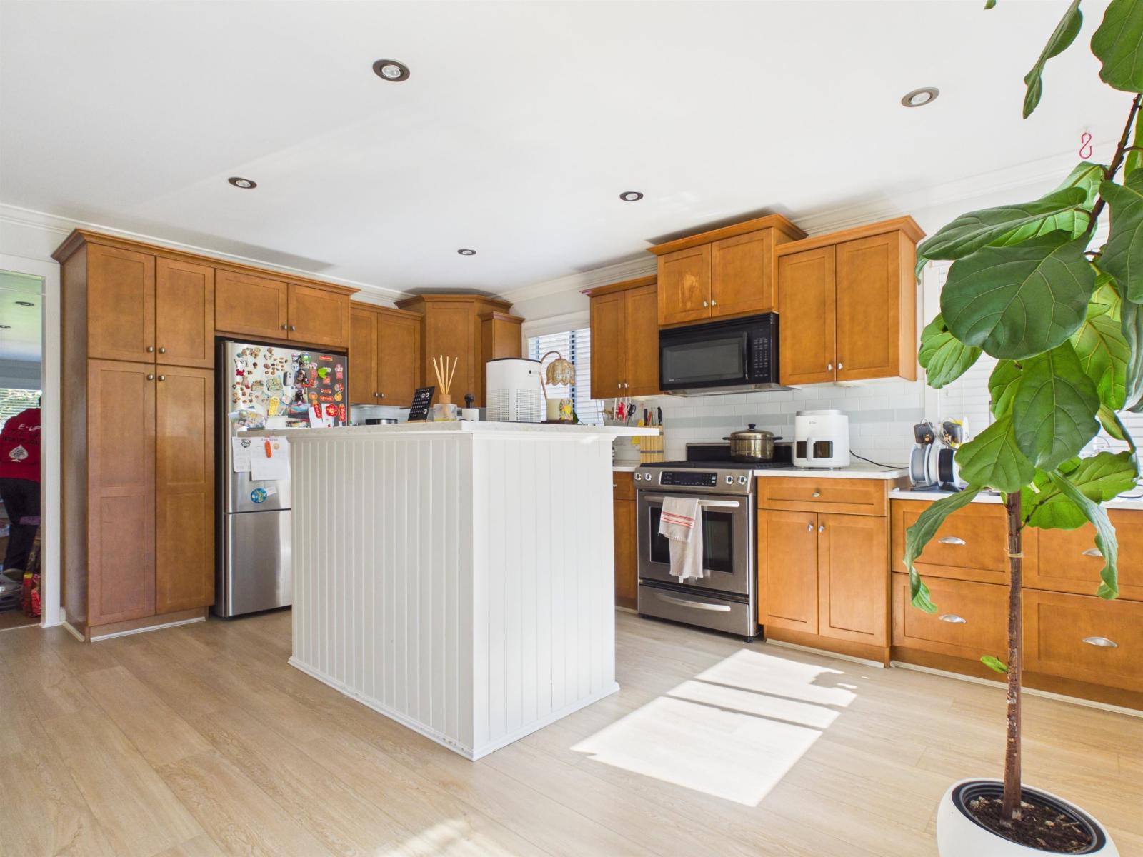 18118 Claytonwood Crescent, Surrey, British Columbia  V3S 7T5 - Photo 8 - R3150366