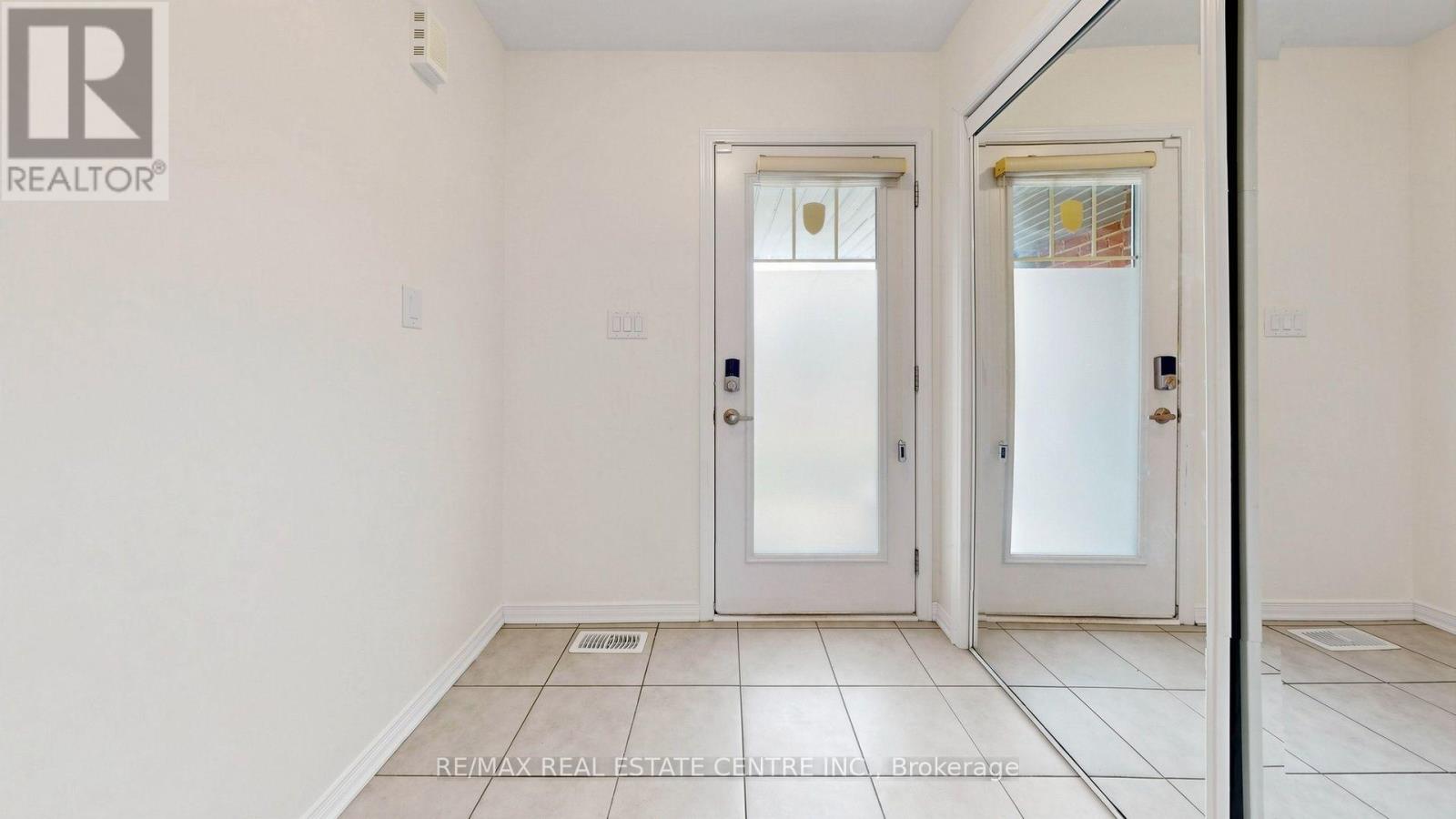300 Bedrock Road, Hamilton, Ontario  L8J 0M4 - Photo 22 - X13654242