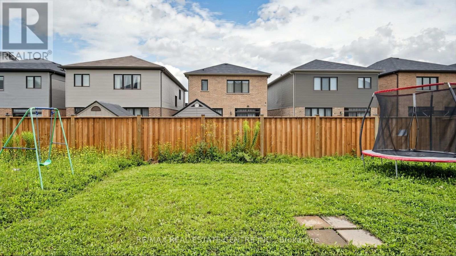 300 Bedrock Road, Hamilton, Ontario  L8J 0M4 - Photo 50 - X13654242