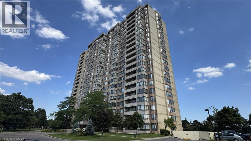 100 County Court Court Unit# 707, Brampton, Ontario  L6W 3X1 - Photo 3 - 40852169