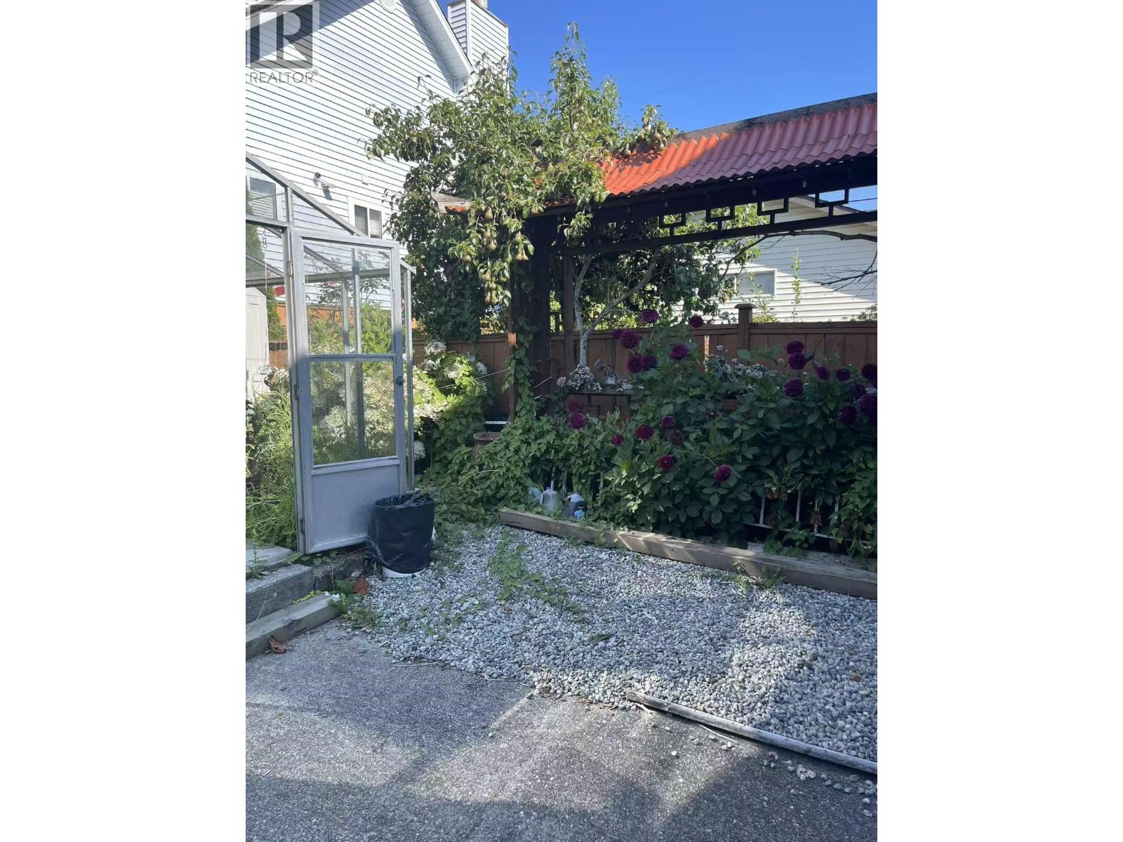 1000 Cliff Avenue, Burnaby, British Columbia V5A 2J9 - Photo 12 - R3153964