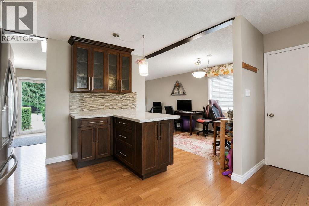 5748 Dalmead Crescent NW, Calgary, Alberta  T2A 1E6 - Photo 15 - A2333072
