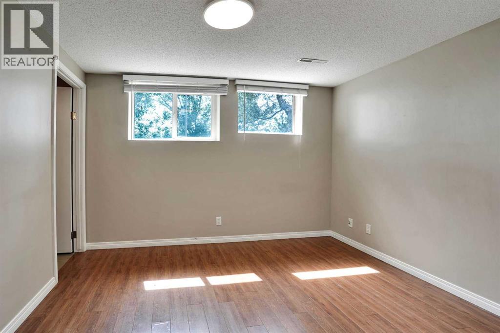 5748 Dalmead Crescent NW, Calgary, Alberta  T2A 1E6 - Photo 27 - A2333072