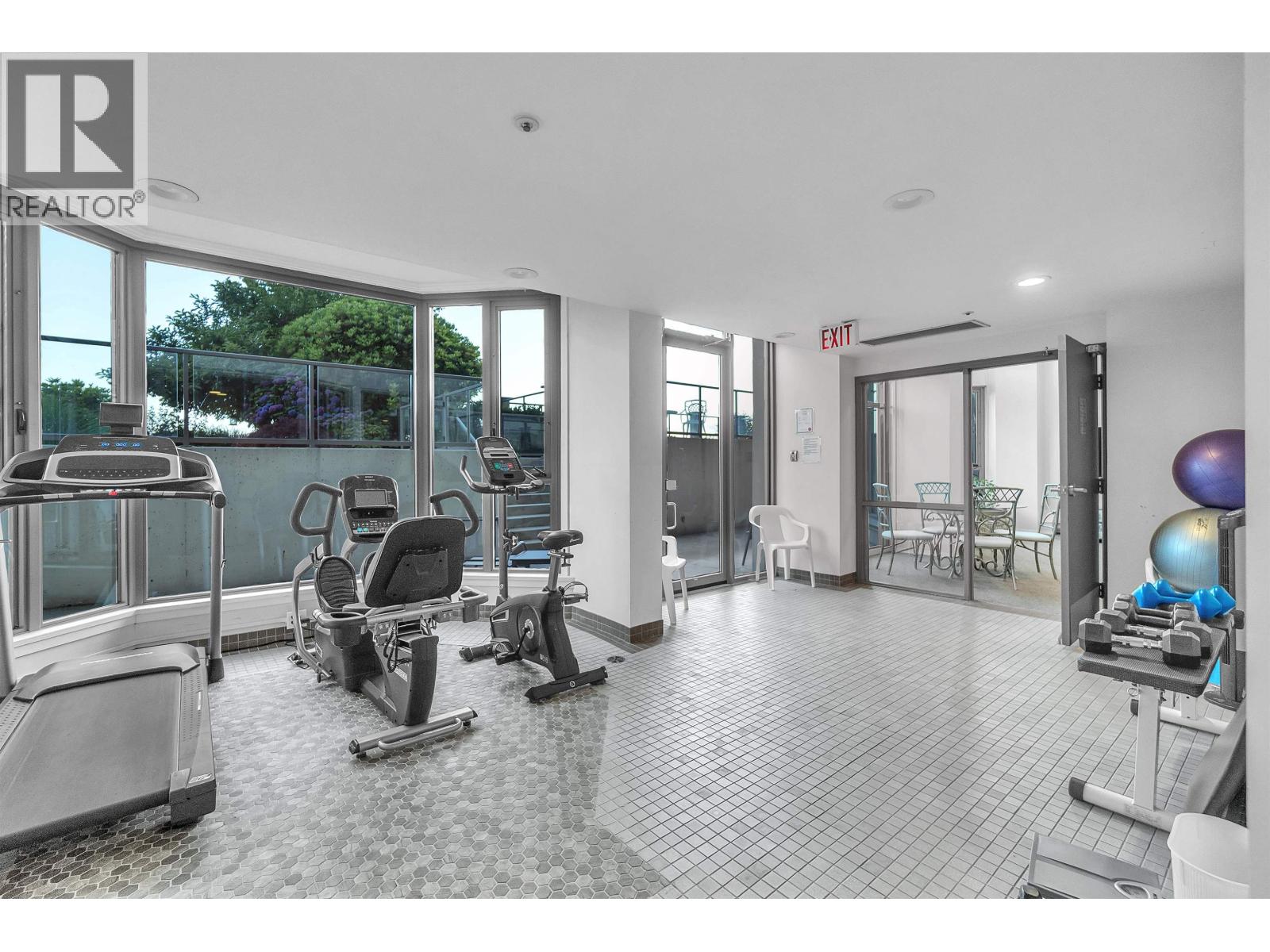 103 2280 Bellevue Avenue, West Vancouver, British Columbia V7V 1C6 - Photo 36 - R3144795