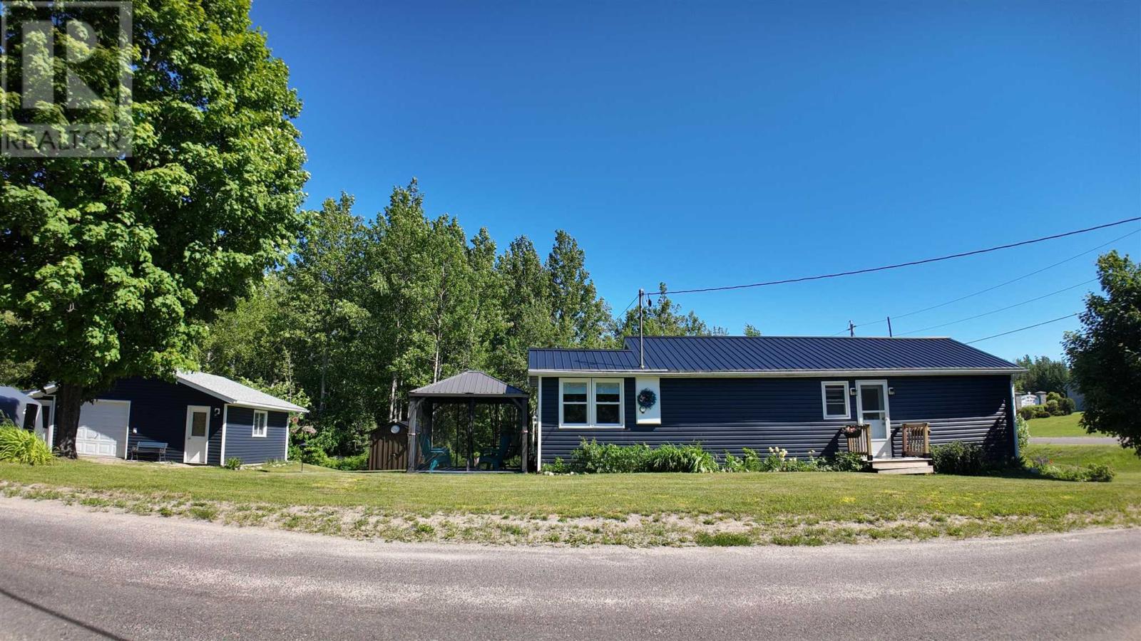 1607 Hilton RD, Jocelyn Township, Ontario