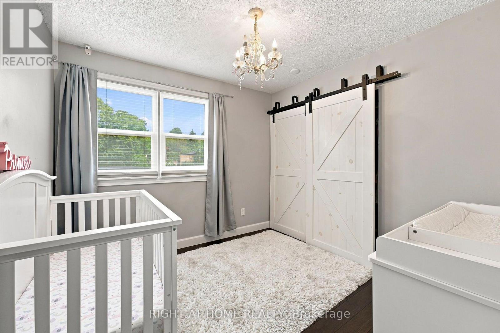 374 Salerno Street, Oshawa, Ontario  L1J 6W3 - Photo 16 - E13654666