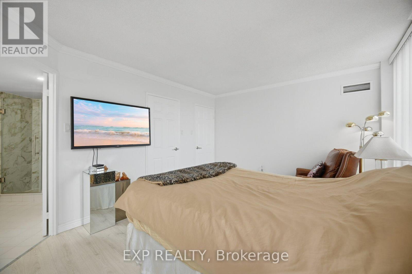 410 - 7440 Bathurst Street, Vaughan, Ontario L4J 7K8 - Photo 22 - N13654520