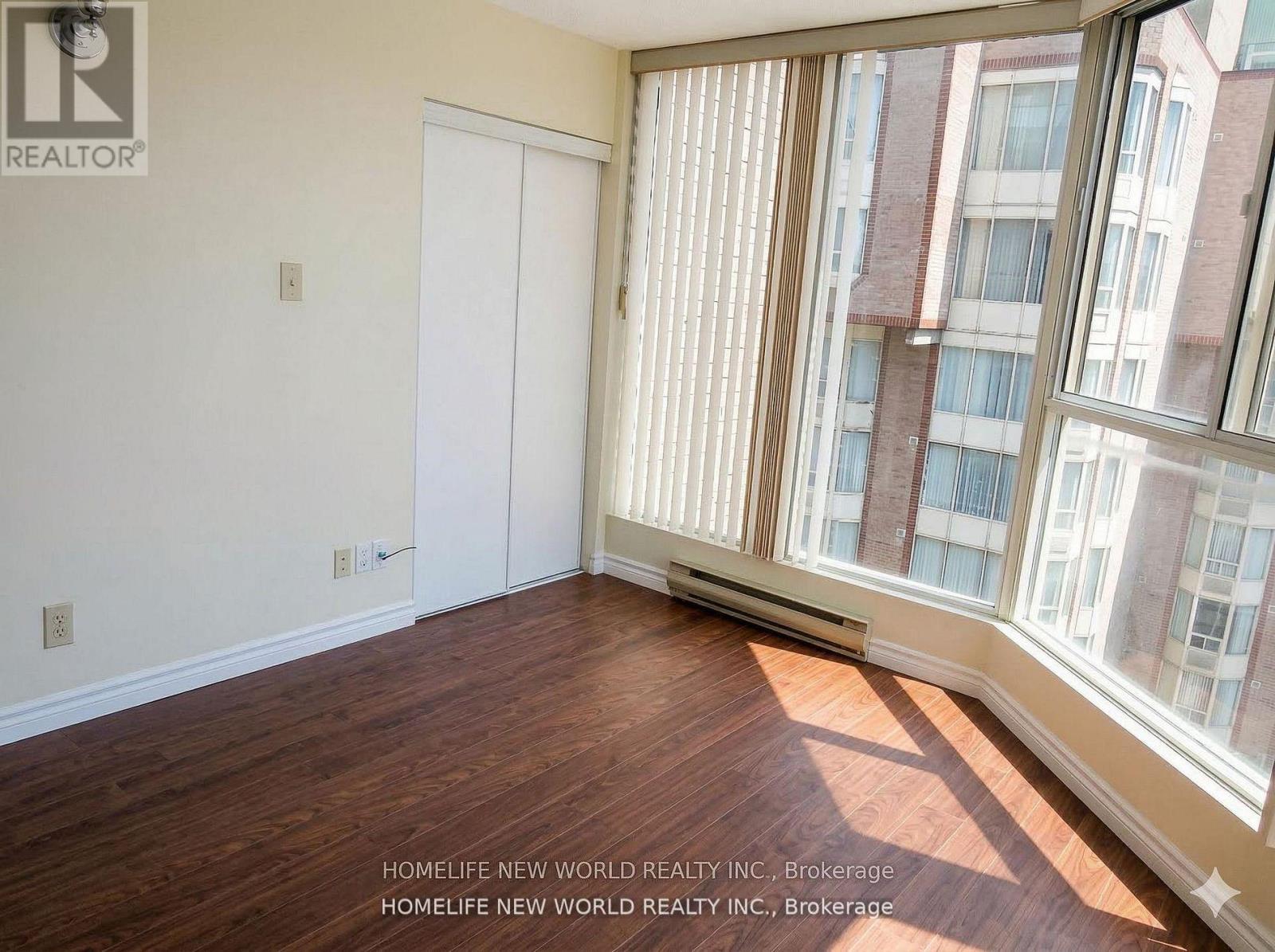 2402 - 55 Centre Avenue, Toronto, Ontario  M5G 2H5 - Photo 6 - C13615674