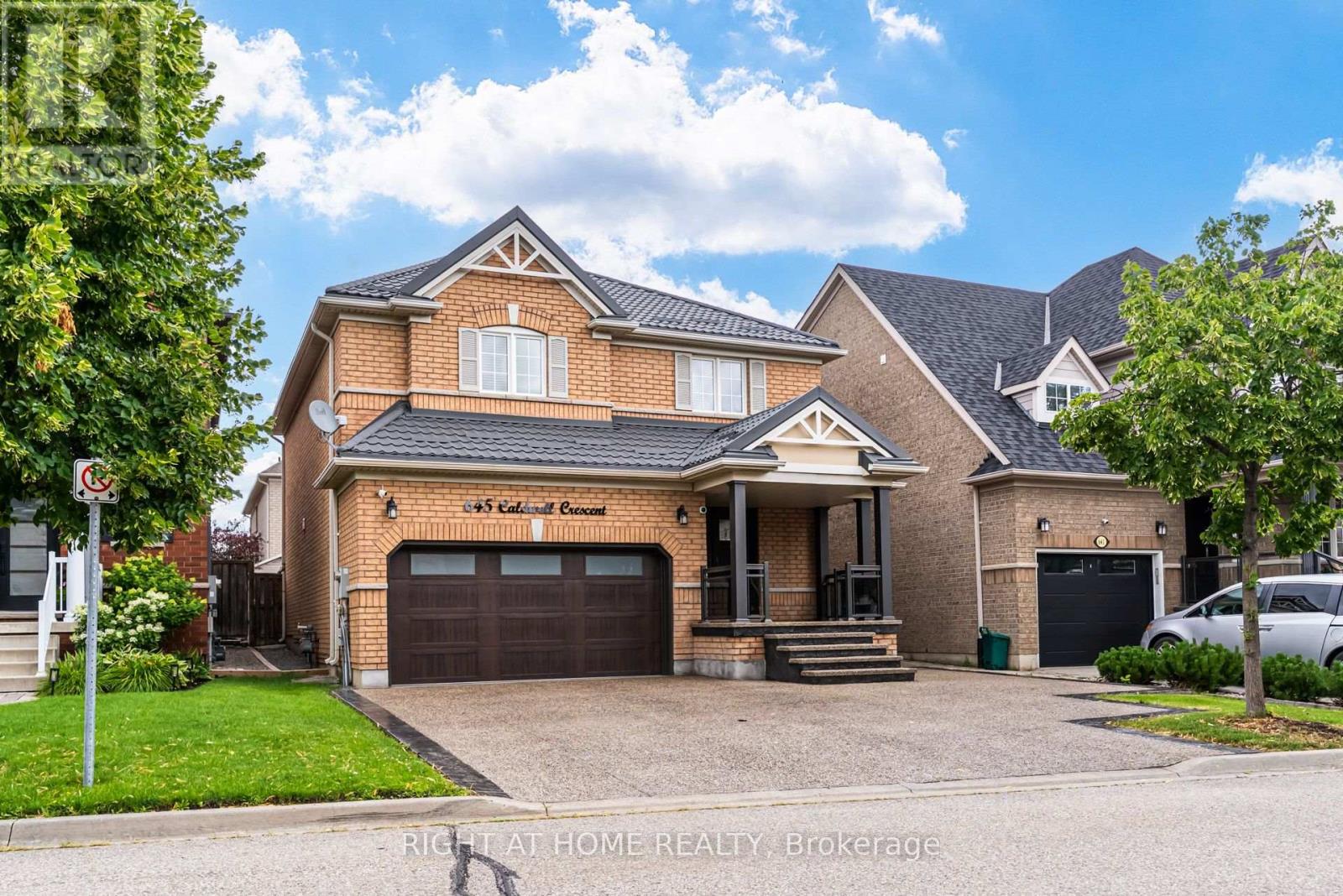 645 Caldwell Crescent, Milton, Ontario  L9T 0H4 - Photo 4 - W13608380
