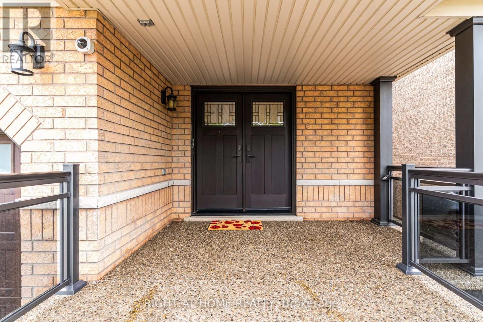 645 Caldwell Crescent, Milton, Ontario  L9T 0H4 - Photo 5 - W13608380
