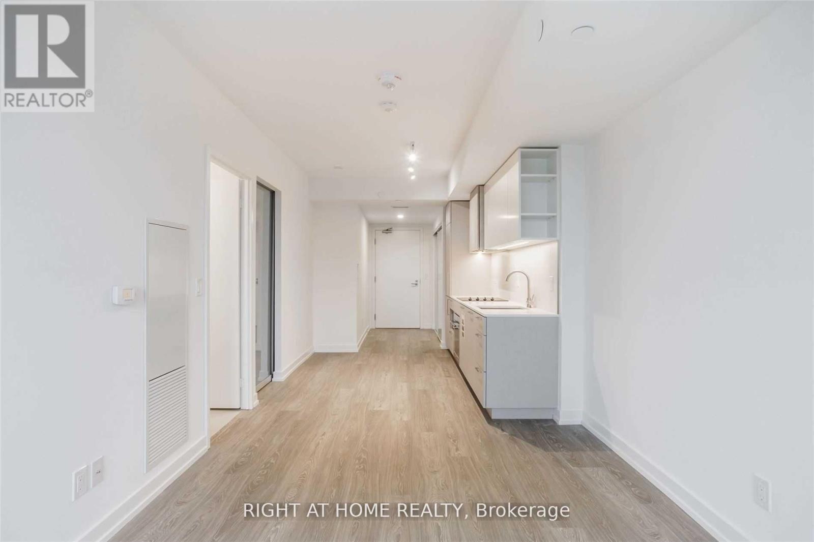 2616 - 19 Western Battery Road, Toronto, Ontario M6K 0E3 - Photo 3 - C13655098