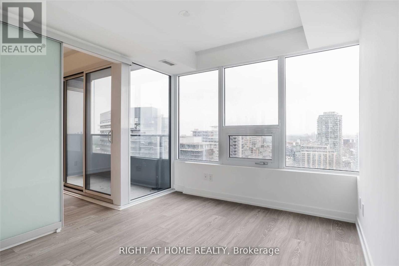 2616 - 19 Western Battery Road, Toronto, Ontario M6K 0E3 - Photo 7 - C13655098
