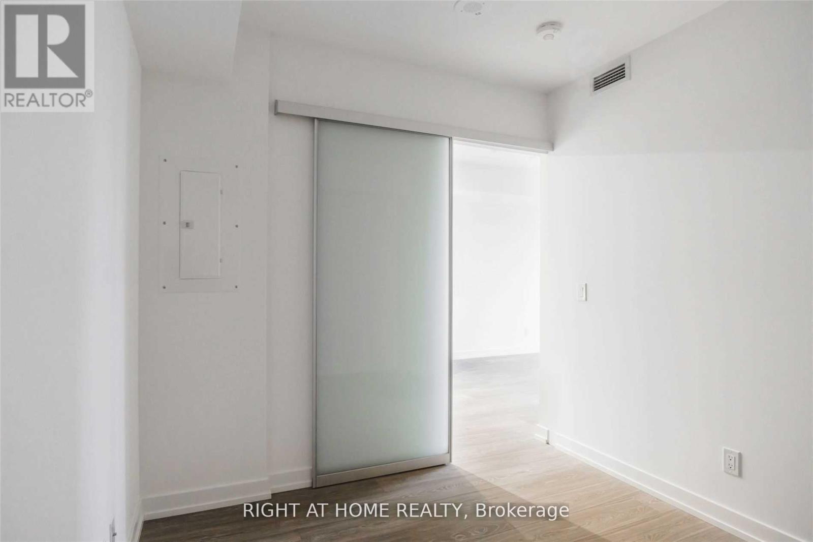 2616 - 19 Western Battery Road, Toronto, Ontario M6K 0E3 - Photo 9 - C13655098