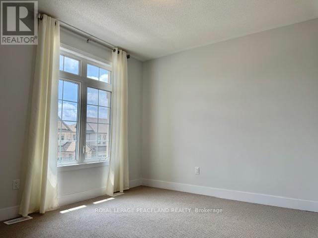 12 Sikura Circle, Aurora, Ontario  L4G 3Y8 - Photo 21 - N13655108