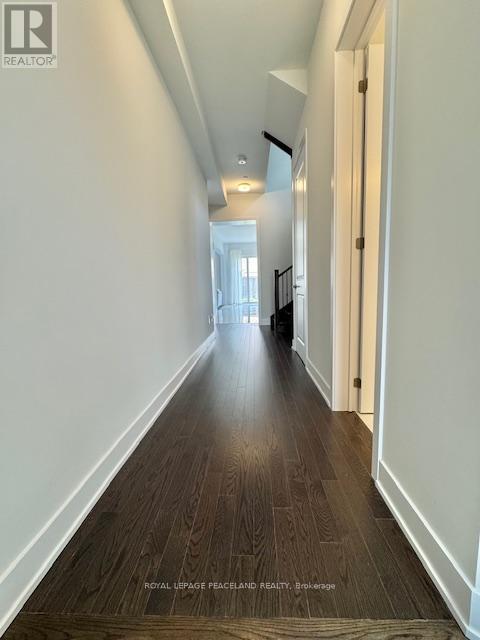 12 Sikura Circle, Aurora, Ontario  L4G 3Y8 - Photo 3 - N13655108