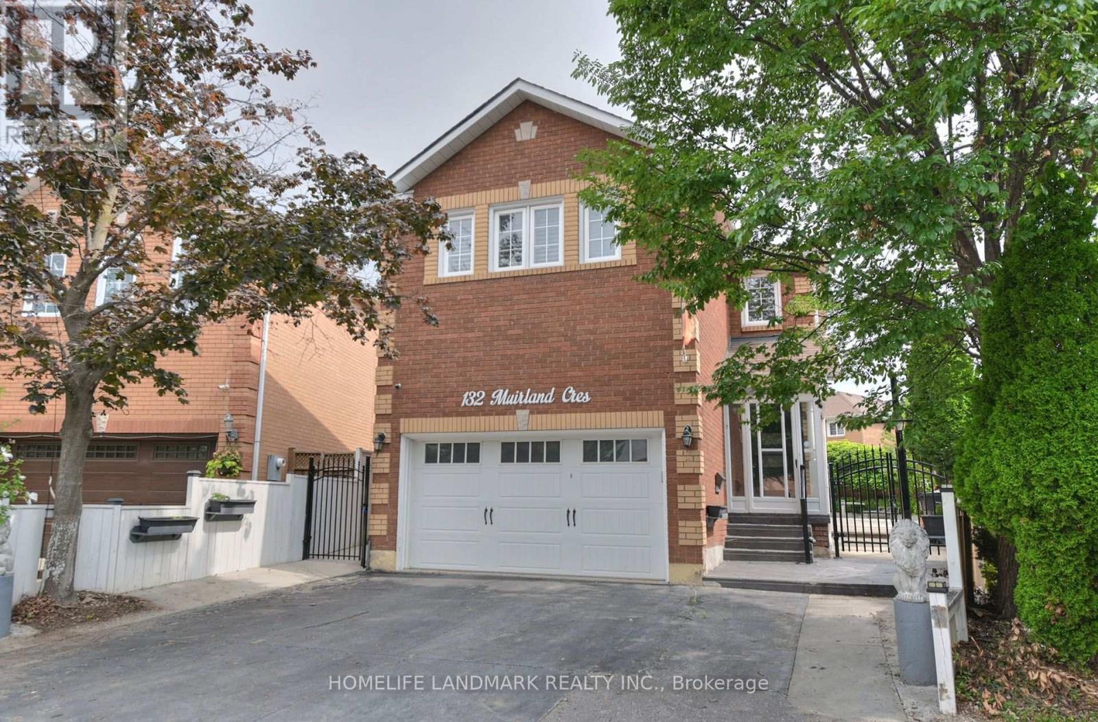 132 Muirland Crescent, Brampton, Ontario  L6X 4G2 - Photo 2 - W13655110