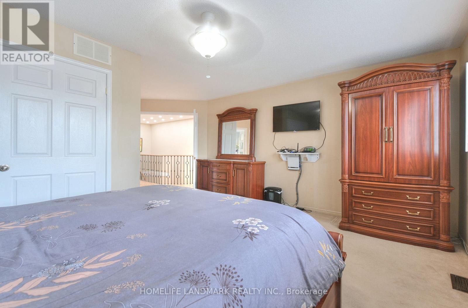 132 Muirland Crescent, Brampton, Ontario  L6X 4G2 - Photo 26 - W13655110