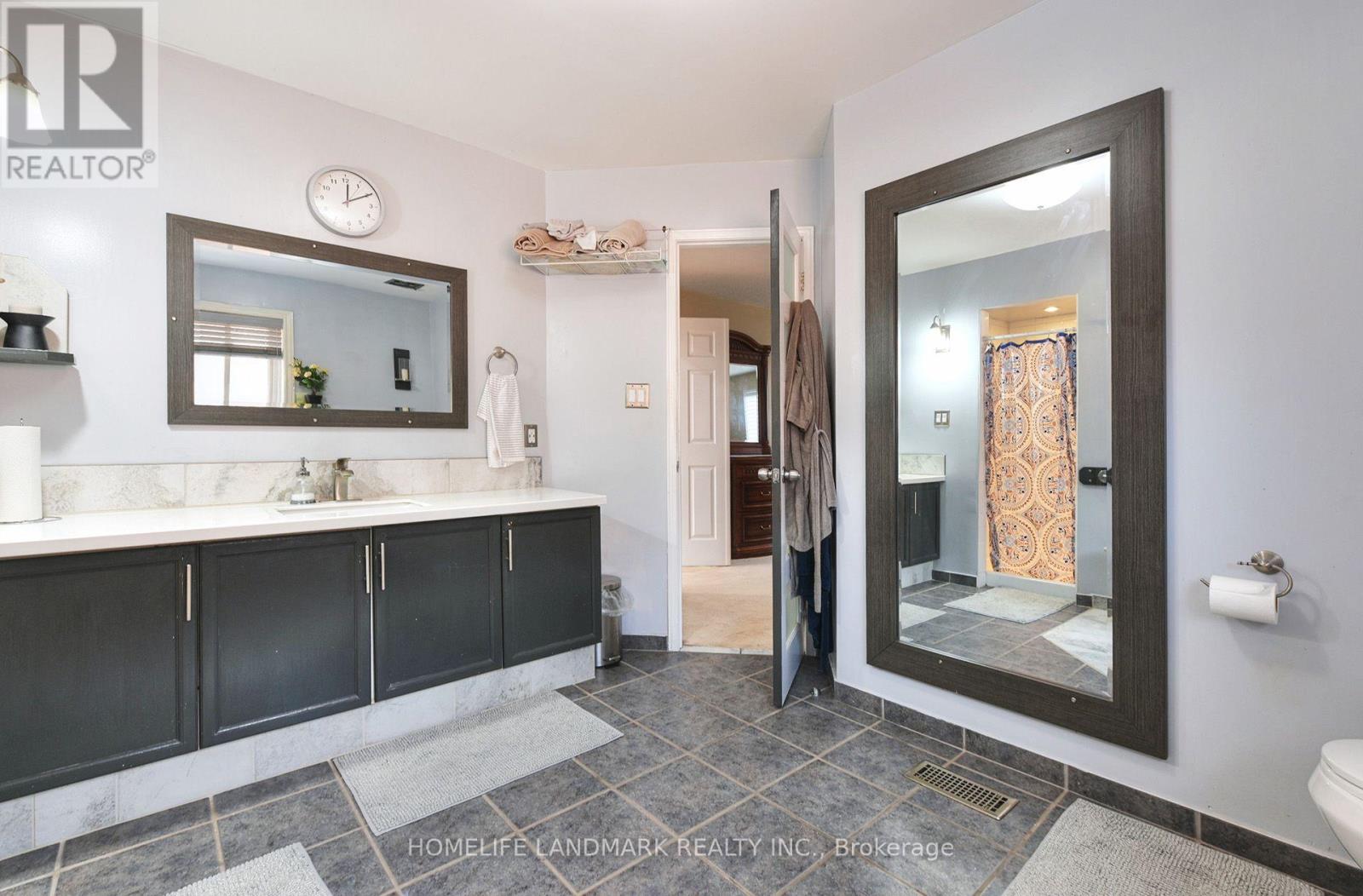 132 Muirland Crescent, Brampton, Ontario  L6X 4G2 - Photo 28 - W13655110