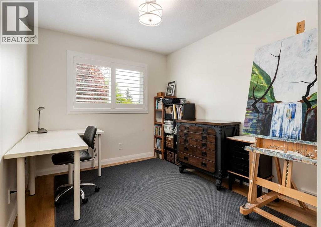 6 Vandoos Villas NW, Calgary, Alberta  T3A 4W3 - Photo 21 - A2335521