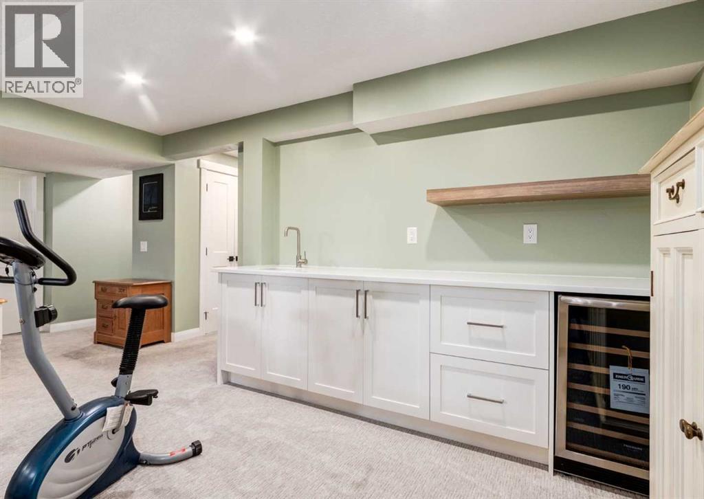 6 Vandoos Villas NW, Calgary, Alberta  T3A 4W3 - Photo 32 - A2335521