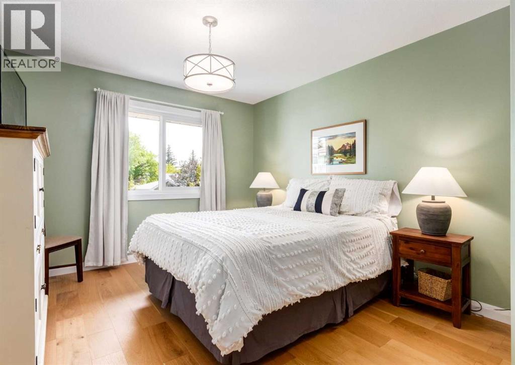 6 Vandoos Villas NW, Calgary, Alberta  T3A 4W3 - Photo 15 - A2335521