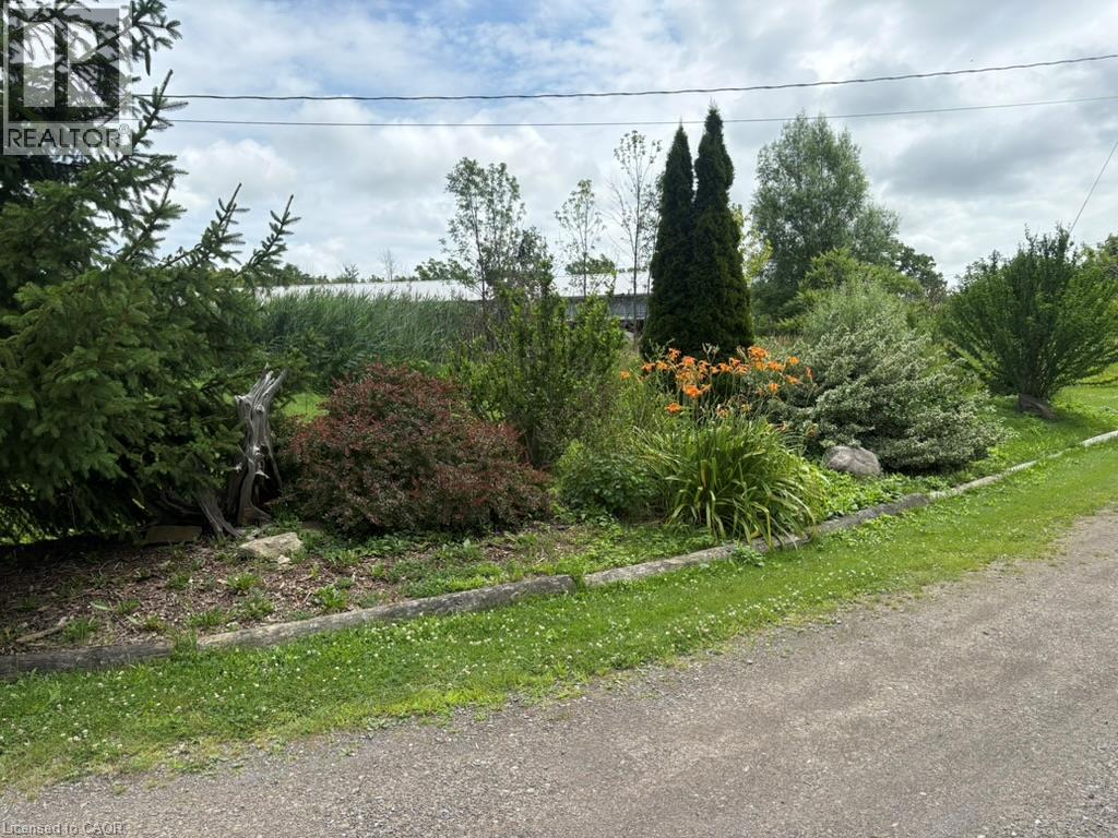 551 Mud Street, Grimsby, Ontario  L3M 0K3 - Photo 16 - 40847786