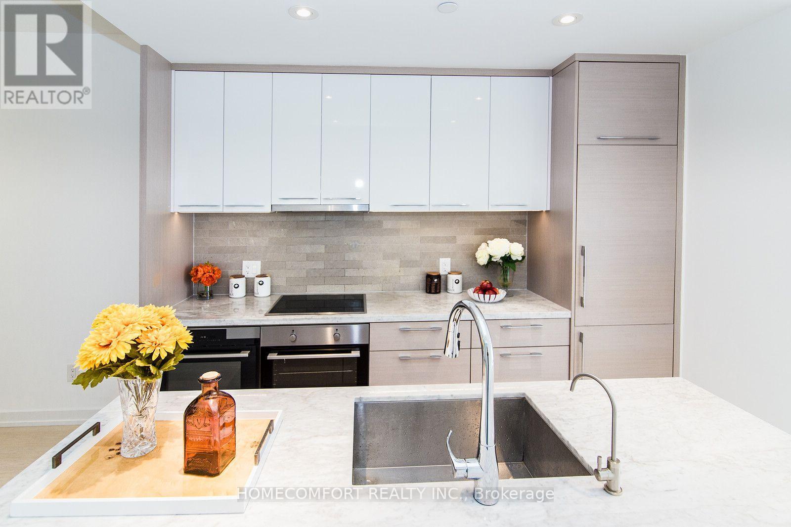 4703 - 488 University Avenue, Toronto, Ontario  M5G 0C1 - Photo 11 - C13655138