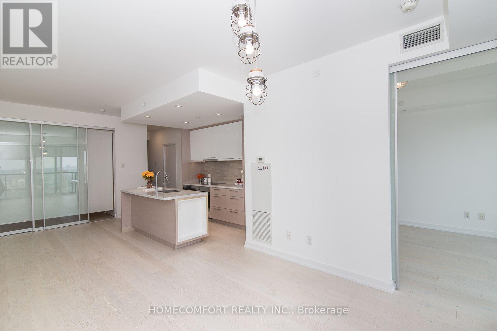 4703 - 488 University Avenue, Toronto, Ontario  M5G 0C1 - Photo 5 - C13655138