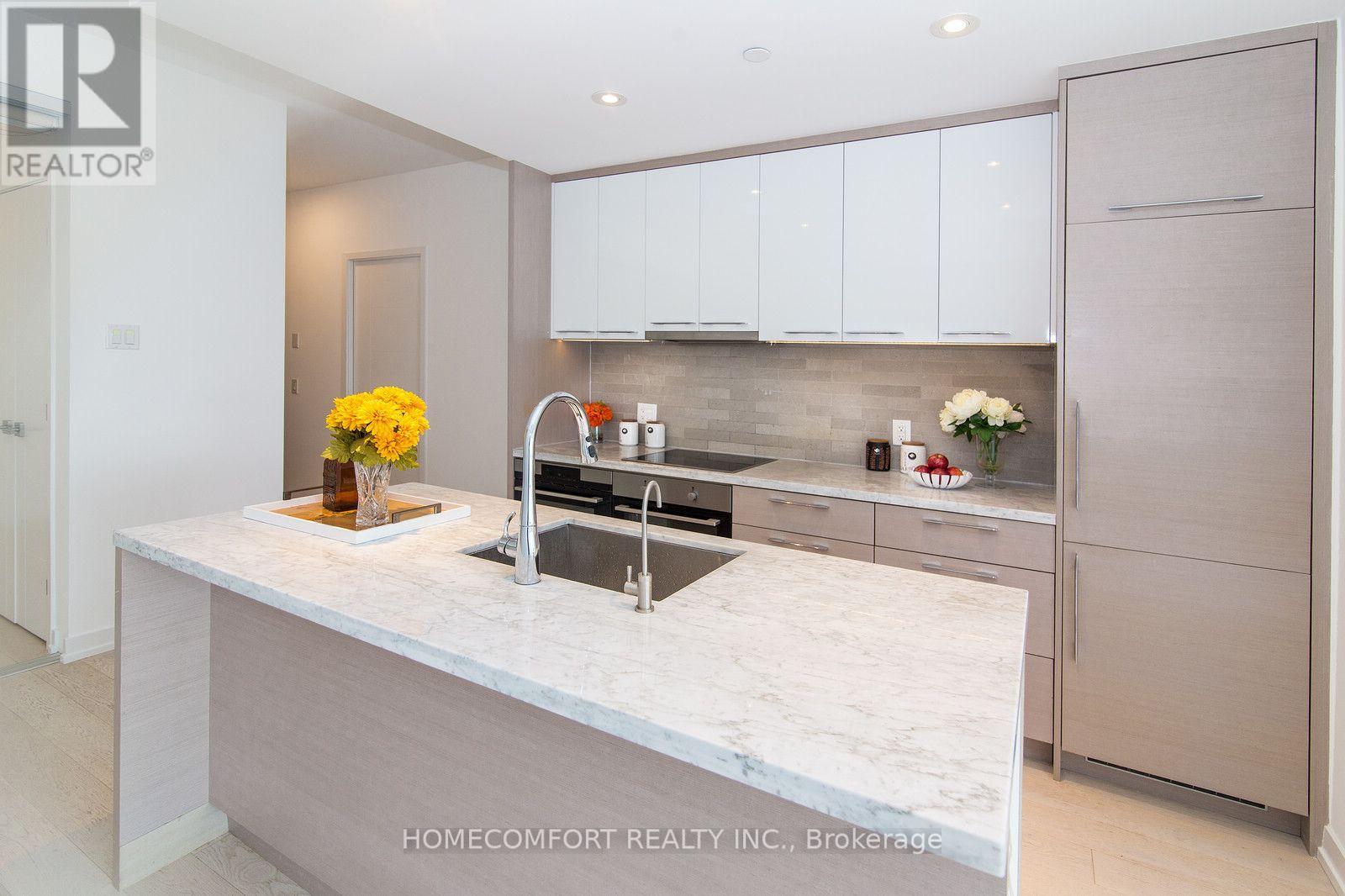 4703 - 488 University Avenue, Toronto, Ontario  M5G 0C1 - Photo 9 - C13655138