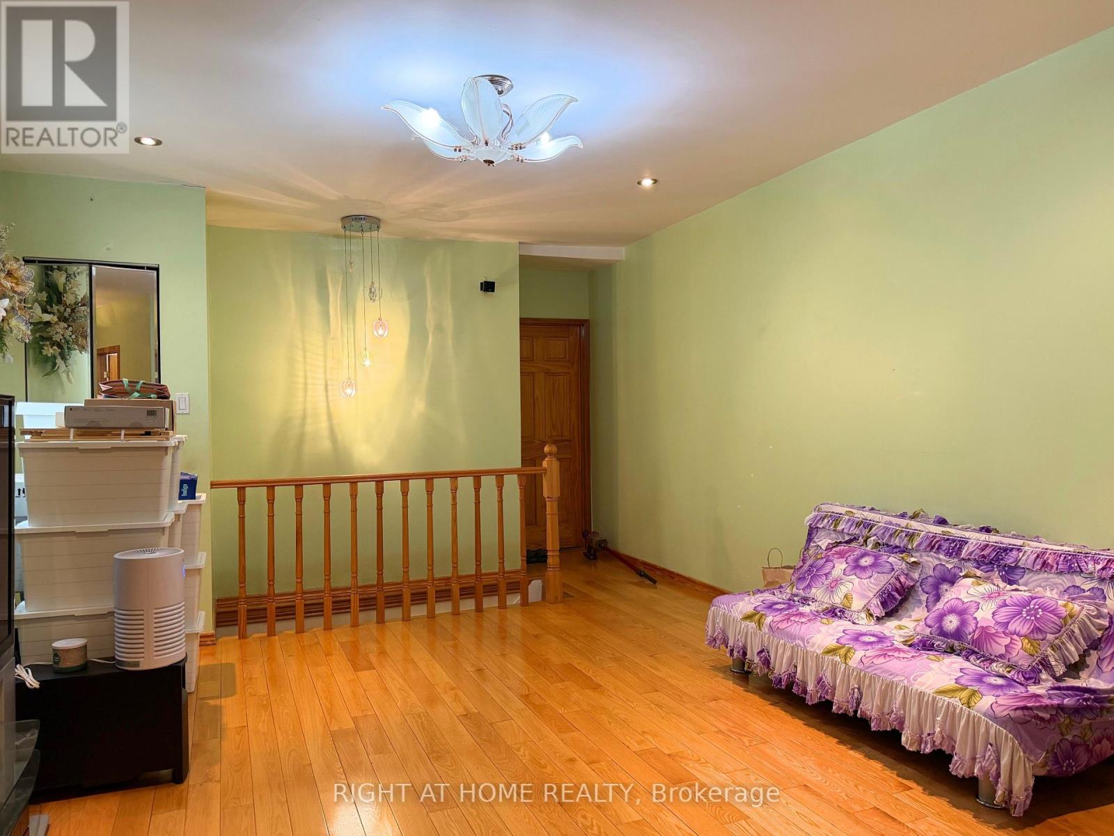 785 Lansdowne Avenue, Toronto, Ontario  M6H 3Z1 - Photo 20 - W13655118