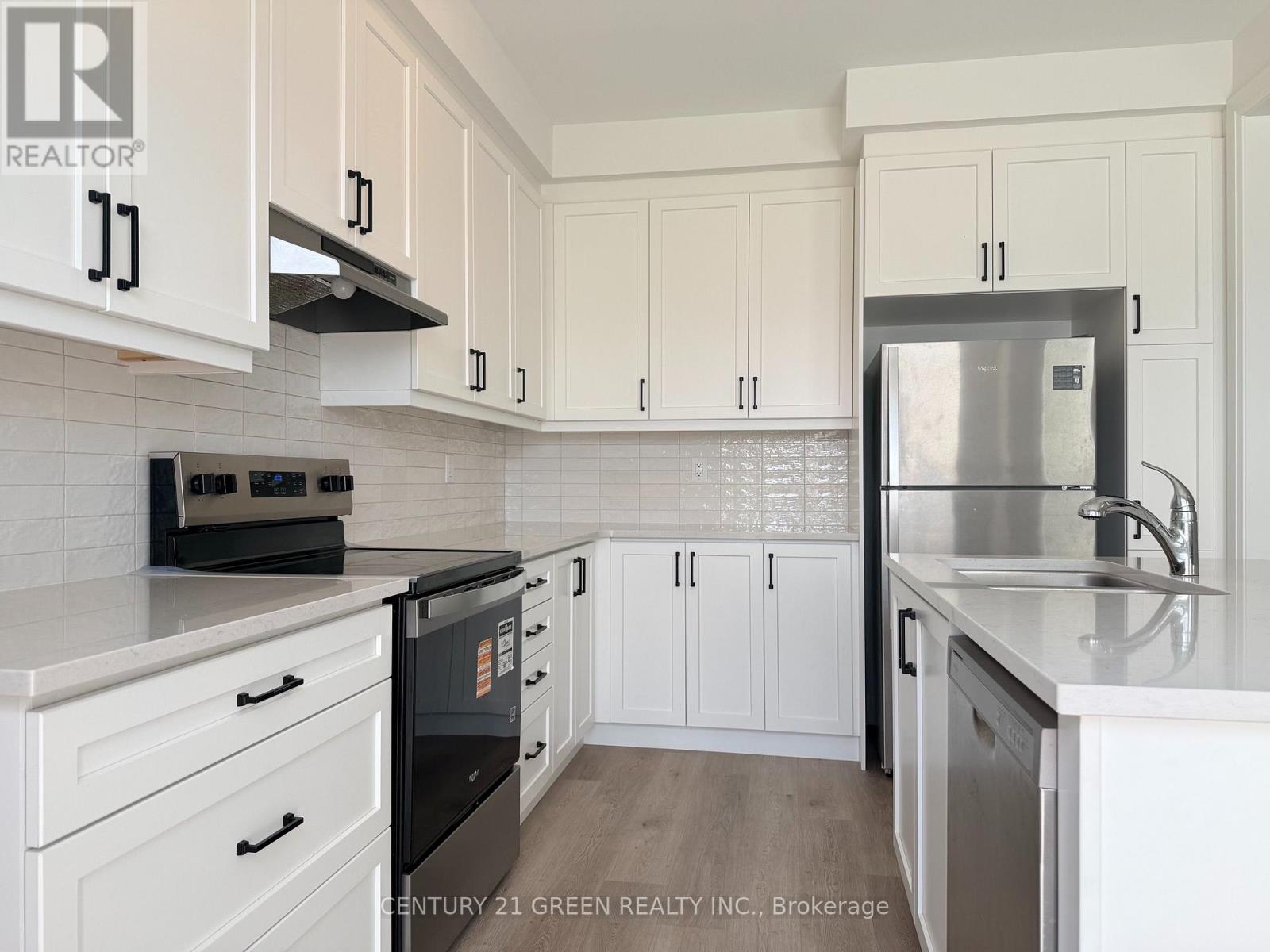18 - 1257 Ferguson Drive, Milton, Ontario L9E 2E7 - Photo 3 - W13655120